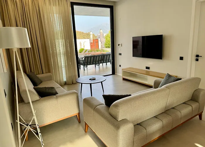 Ashta - Nora Villa *