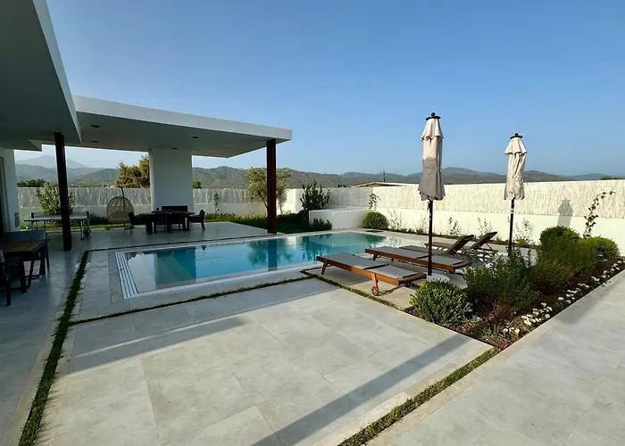 Ashta - Nora Fethiye